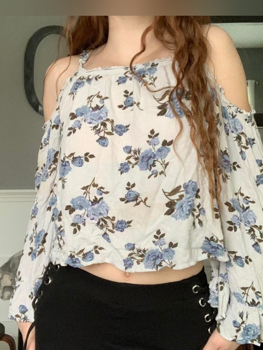 Floral Cold-Shoulder Flowy American Eagle Adjustable Tie Straps Top